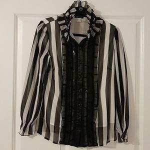 •VENUS• Ruffle Button Down